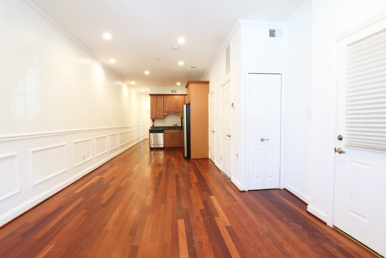 2721 13th St Nw #2 - Photo 3 of 22