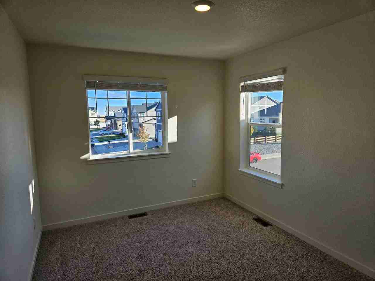 45840 Laceleaf Dr - Photo 7 of 25