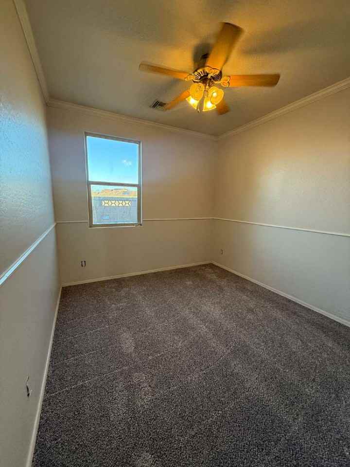 17833 W Tonto St - Photo 2 of 9