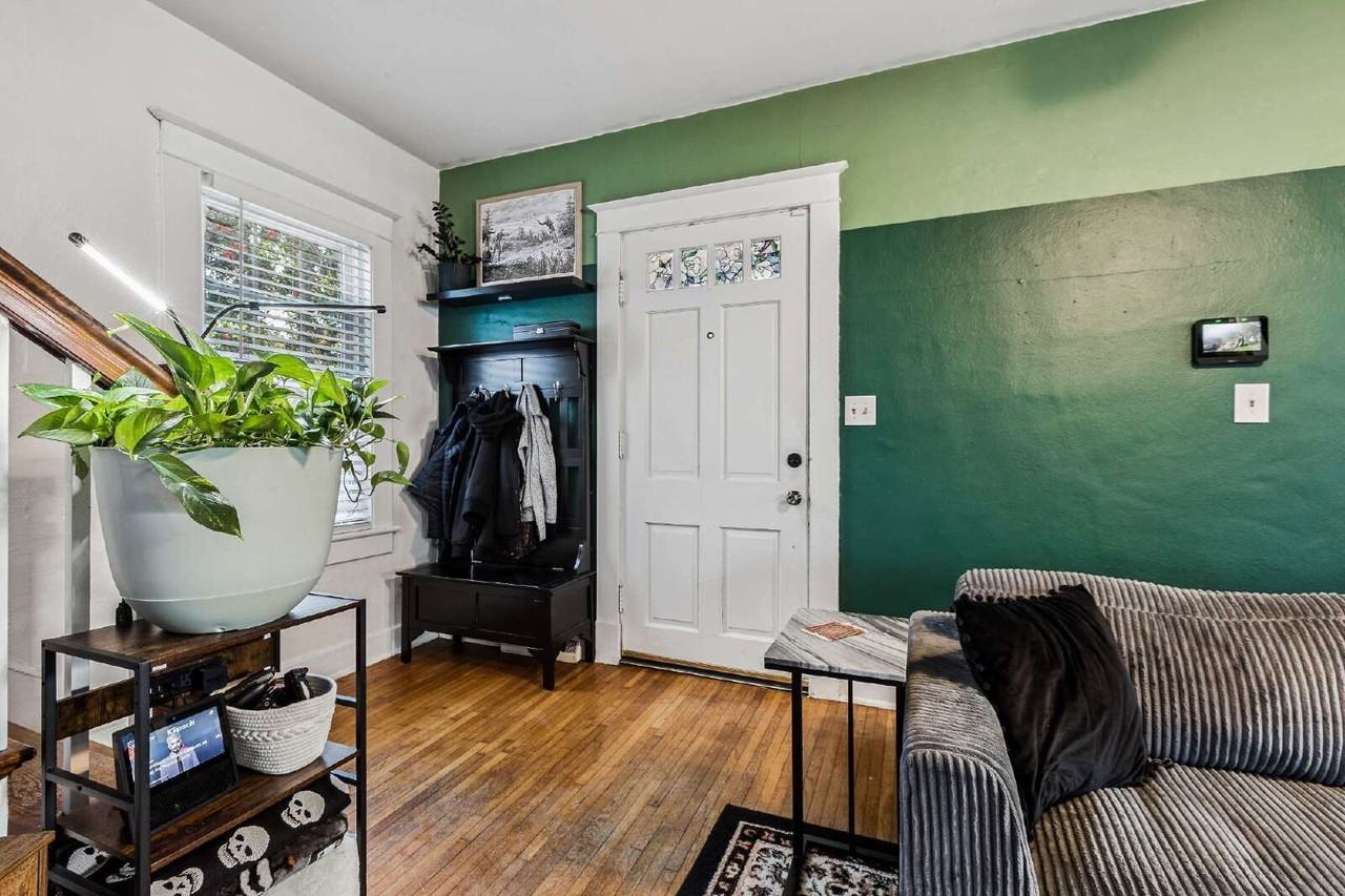 102 Pear Ave - Photo 6 of 27