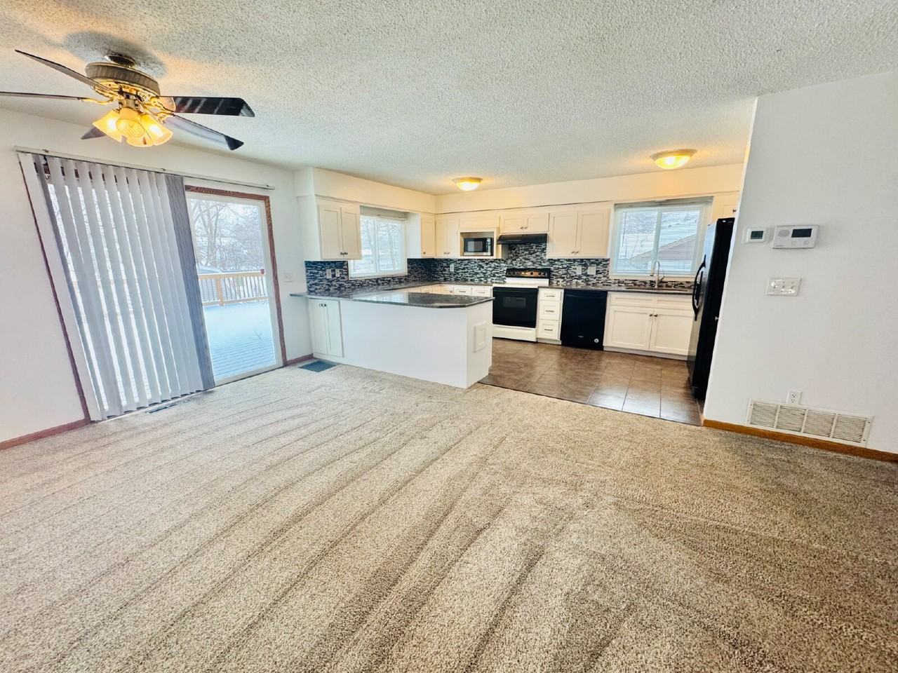 10648 Wren St Nw - Photo 4 of 33