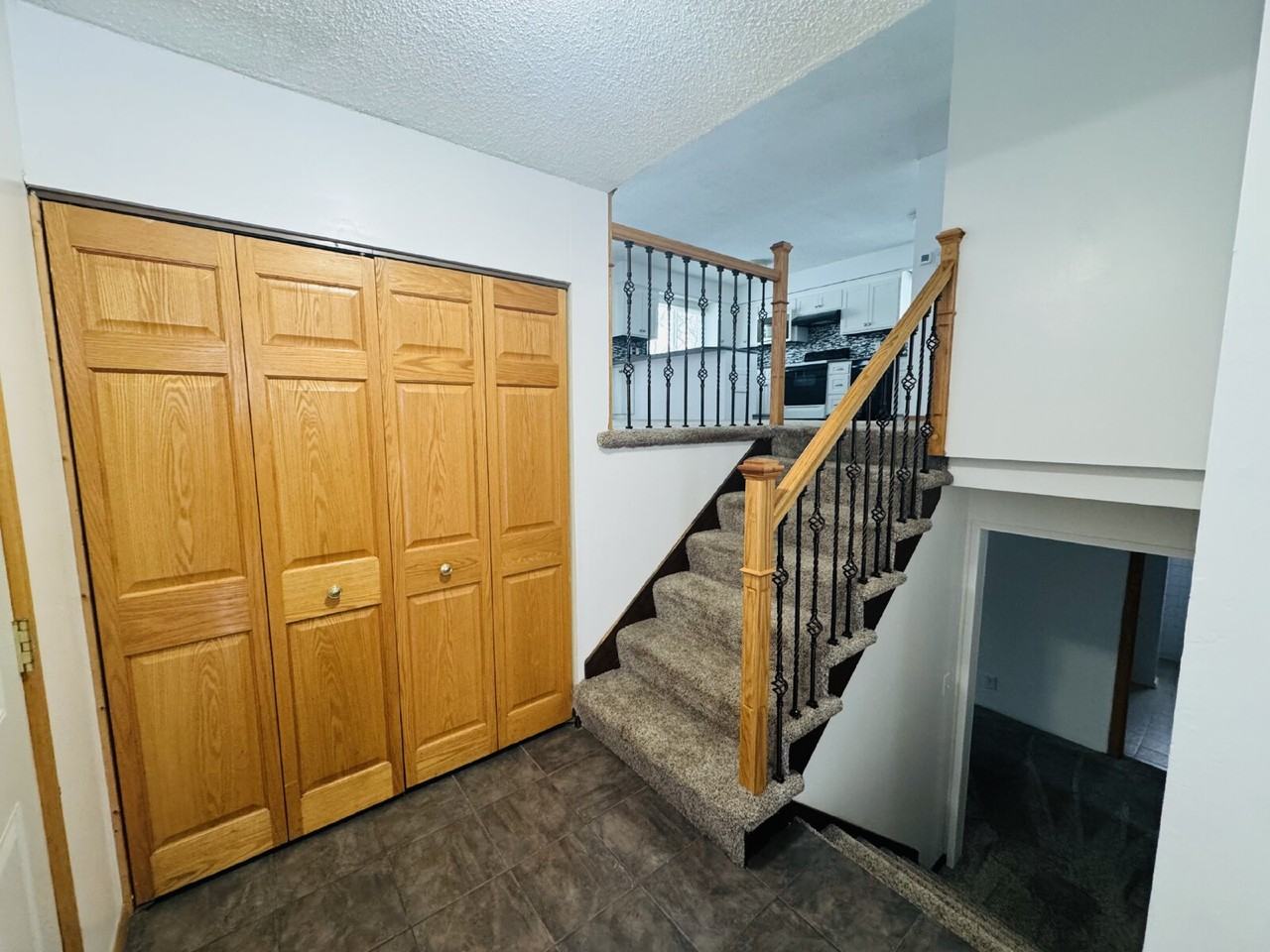 10648 Wren St Nw - Photo 5 of 33