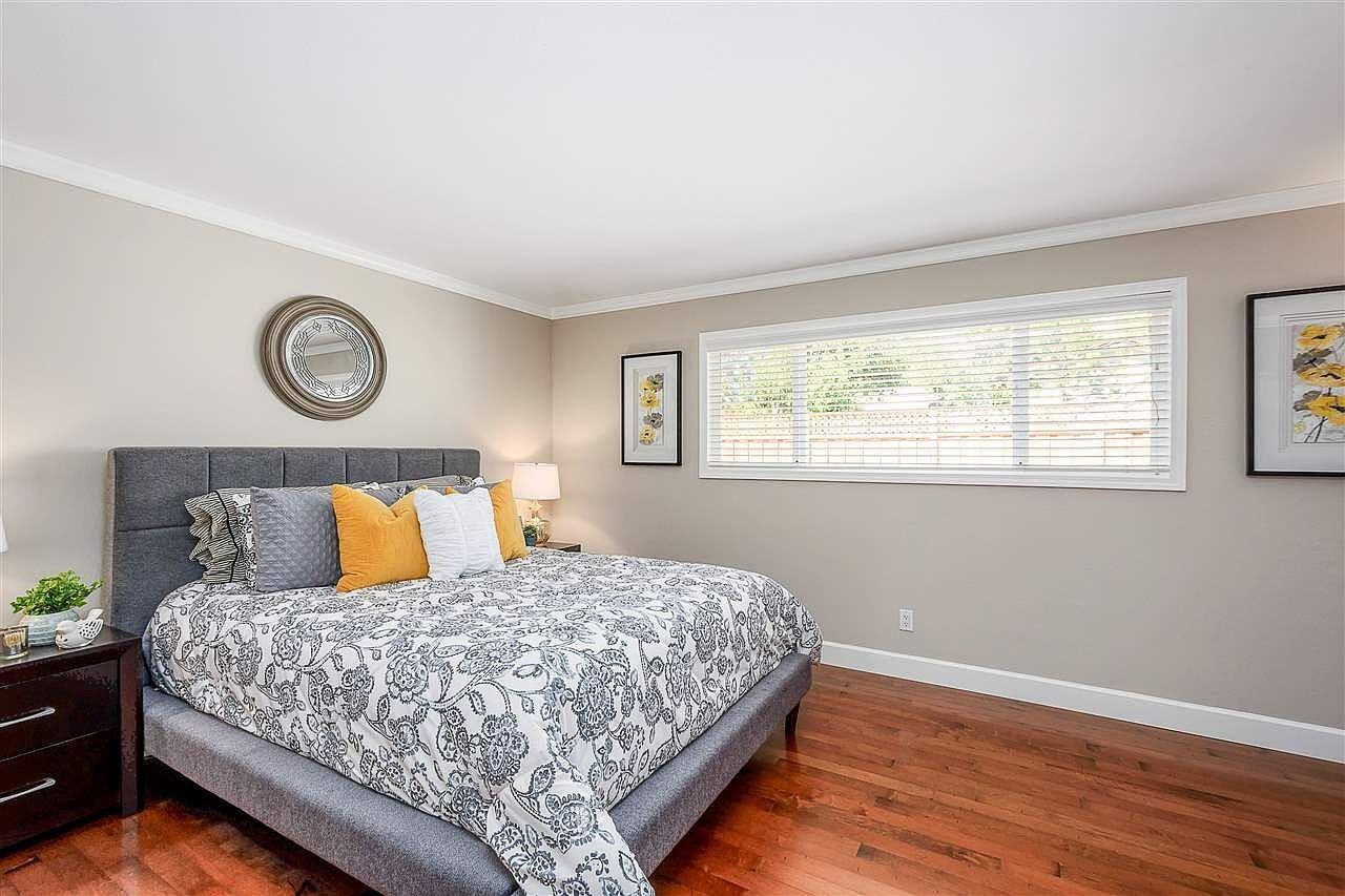 6273 Garner Ct - Photo 2 of 26