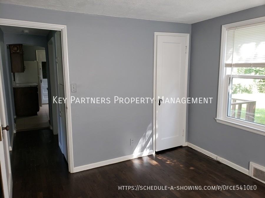 7809 Madison Ave - Photo 5 of 17