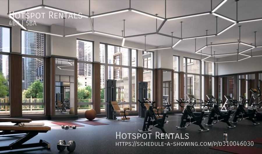 514 N Peshtigo Ct #4-4-5 - Photo 6 of 9