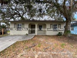 featured image of 3009 Goodrich Ave
