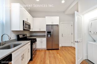 1539 W 19th St #1R - Photo 1 of 1
