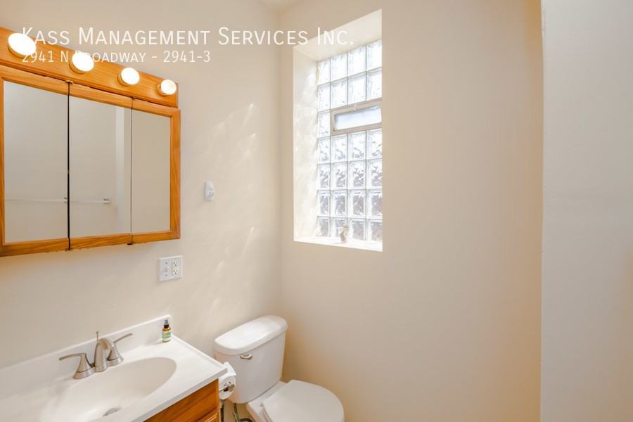 2941 N Broadway St #2941-3 - Photo 5 of 10