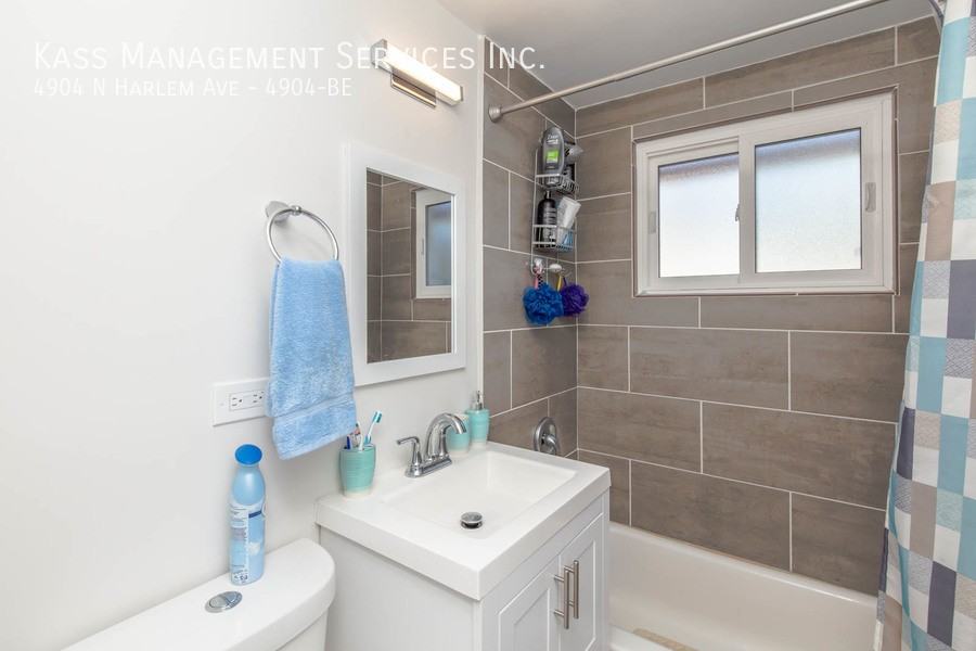 4904 N Harlem Ave #4904BE - Photo 4 of 7