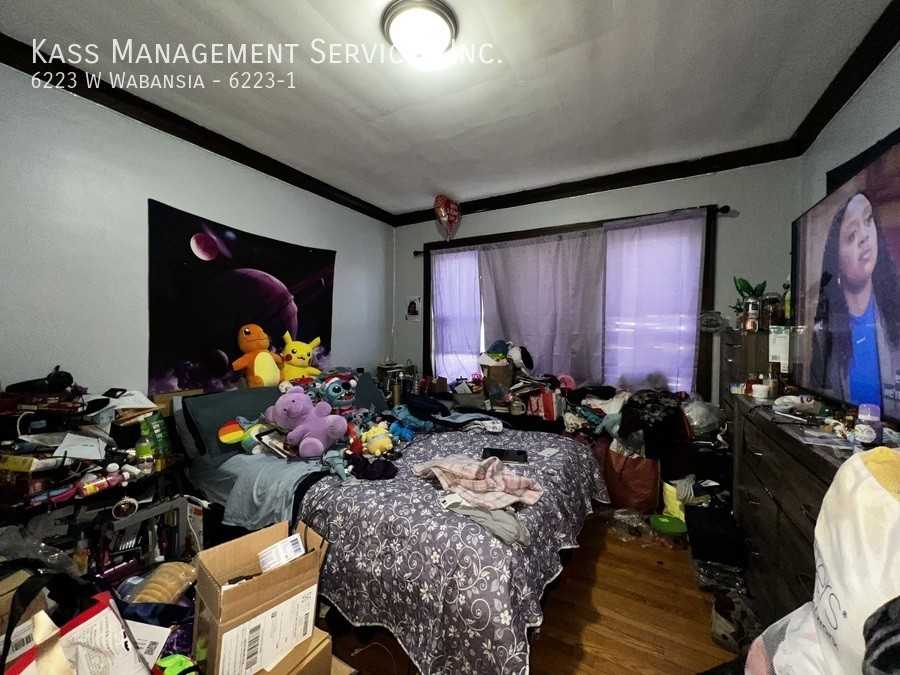 6223 W Wabansia Ave #6223-1 - Photo 5 of 8