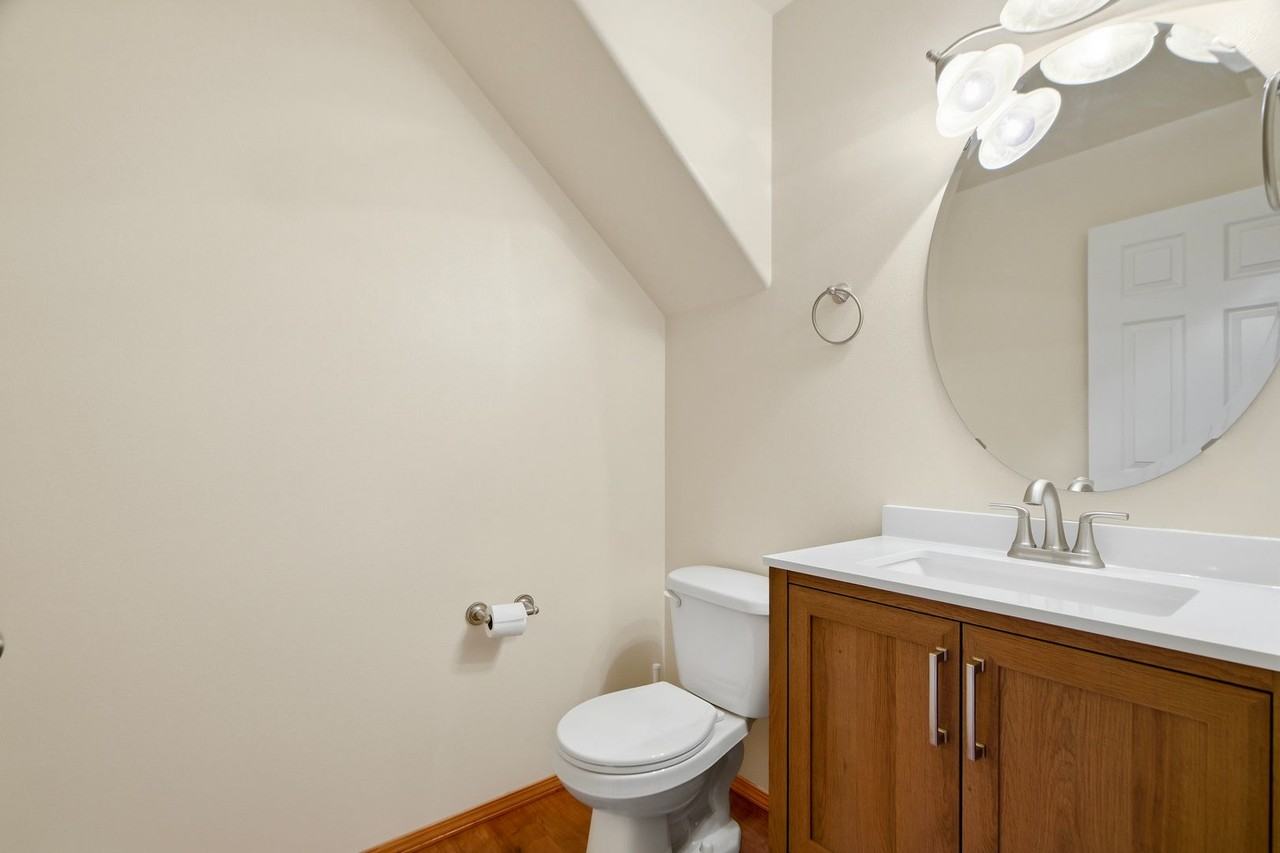 16115 40th Ave Se - Photo 2 of 20