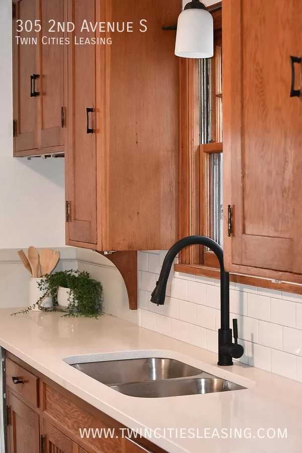 305 2nd Ave S - Photo 6 of 29