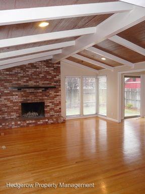 3721 Jomar Dr - Photo 3 of 8