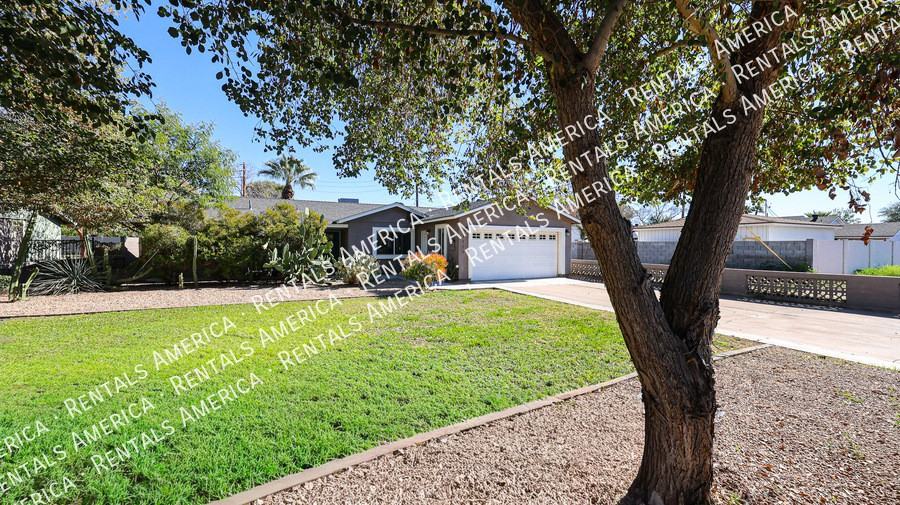 3113 N 28th St - Photo 3 of 40