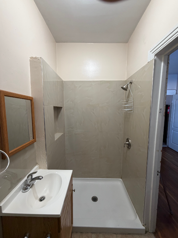 837 Washington St #3 - Photo 3 of 4