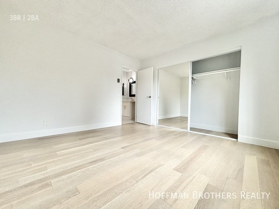 1102 11th St #205 - Photo 6 of 16