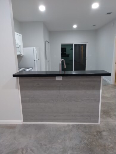 3627 Tanner Ln - Photo 4 of 11