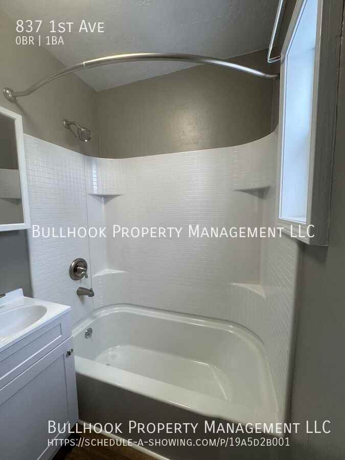 837 1st Ave - Photo 7 of 9