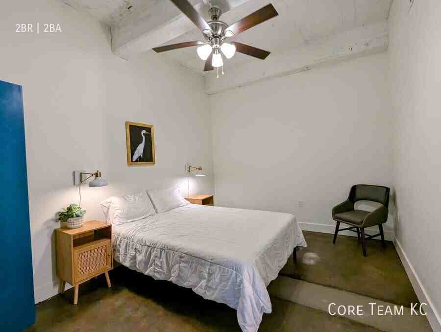 3100 Gillham Plz #114 - Photo 5 of 19