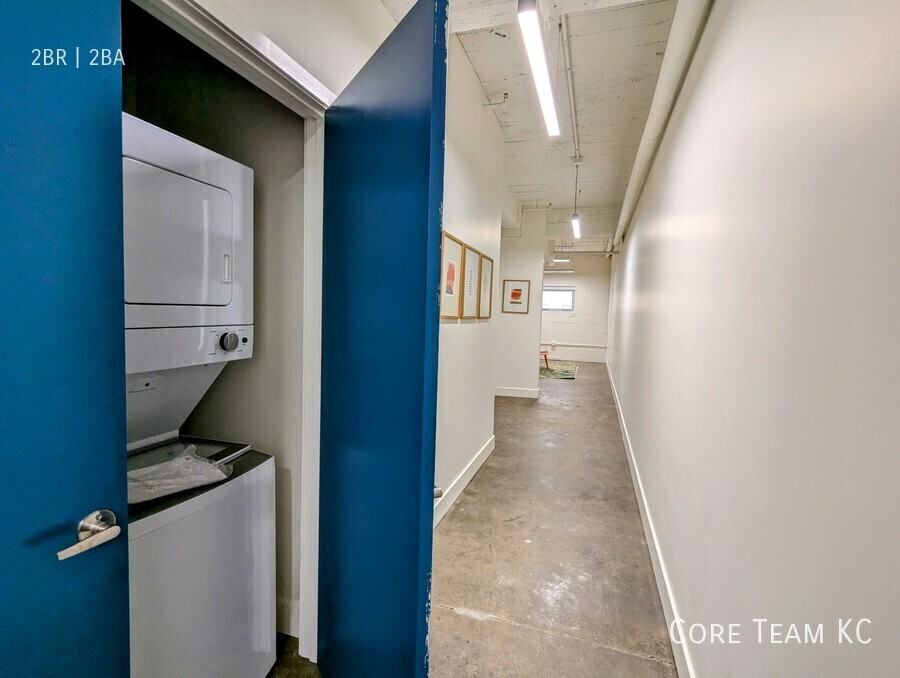 3100 Gillham Plz #114 - Photo 6 of 19