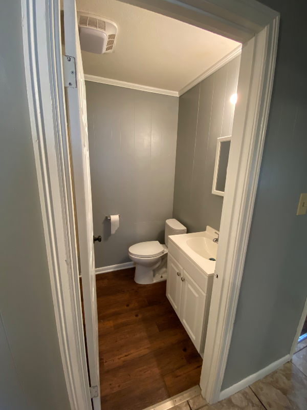 125 N Loop St - Photo 7 of 7