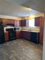 featured image of 401 Douglas Dr #7