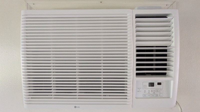 1243 S Hanson Ave - Photo 4 of 19