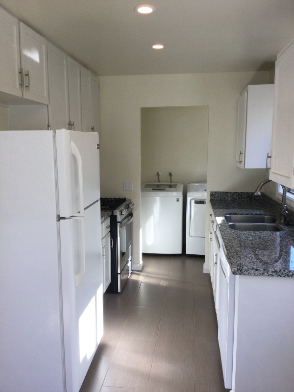 307 Wood St - Photo 2 of 6