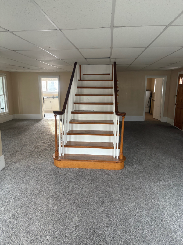 134 E Main St - Photo 4 of 6