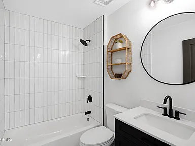 1246 E Laguna Dr - Photo 3 of 10