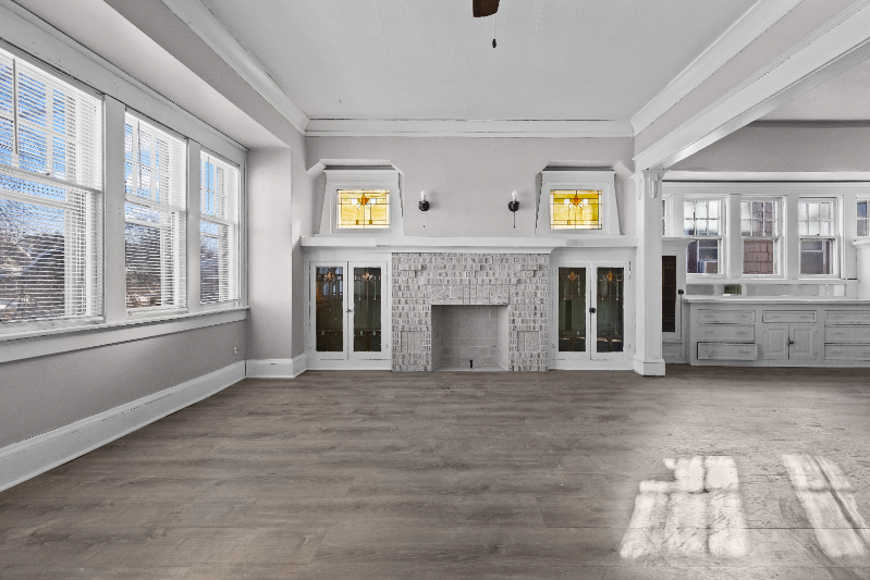 2523 N 49th St - Photo 2 of 18