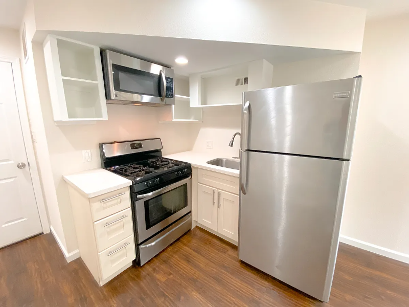 29 Rockford Ave - Photo 2 of 14