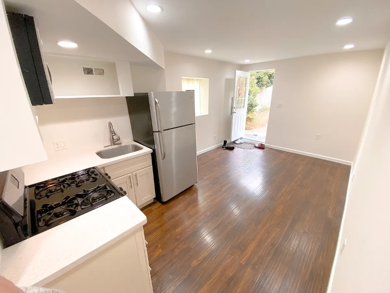 29 Rockford Ave - Photo 3 of 14