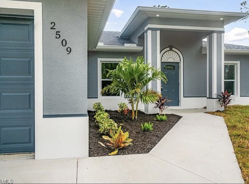 2509 34th St W - Photo 7 of 12