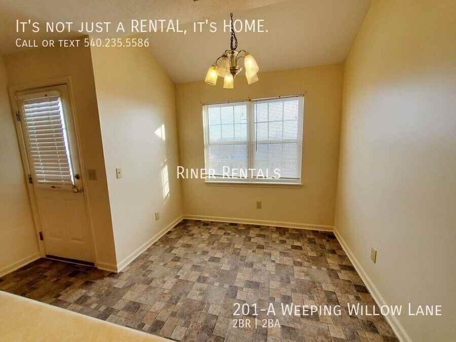 201 Weeping Willow Ln Apt A - Photo 7 of 13