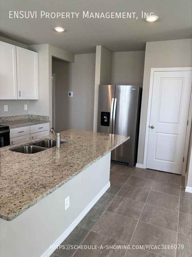 3913 Radiant Mountain Dr - Photo 6 of 39