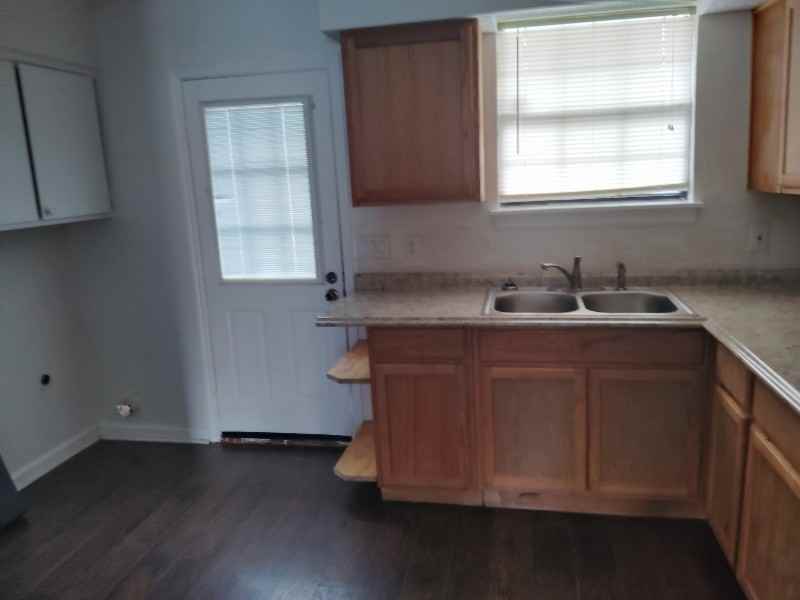 3705 Brickmont Dr - Photo 4 of 16