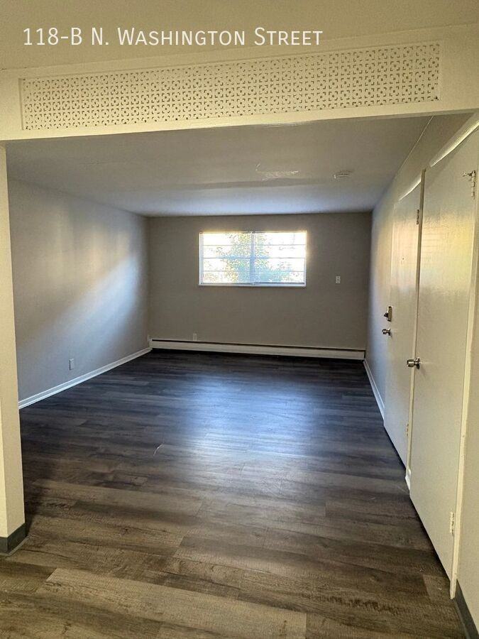 118 N Washington St Apt B - Photo 3 of 22