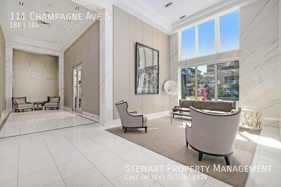 111 Champagne Ave S - Photo 3 of 33