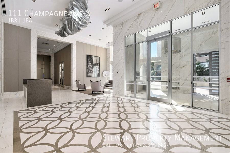 111 Champagne Ave S - Photo 4 of 33