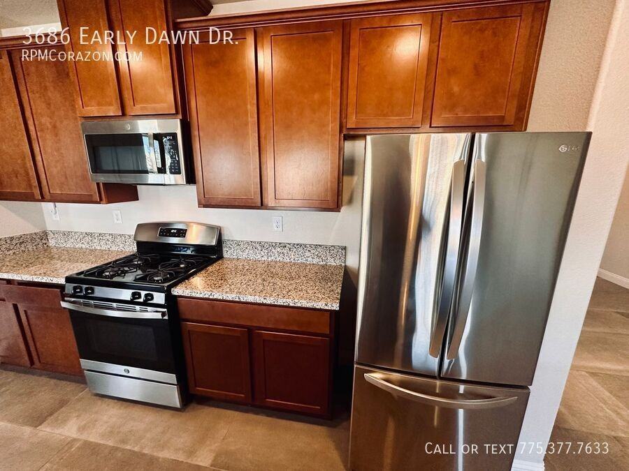 3686 Early Dawn Dr - Photo 7 of 22