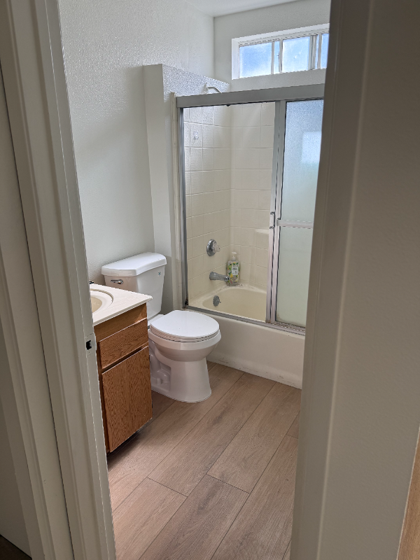 2470 New Ave #B - Photo 3 of 4