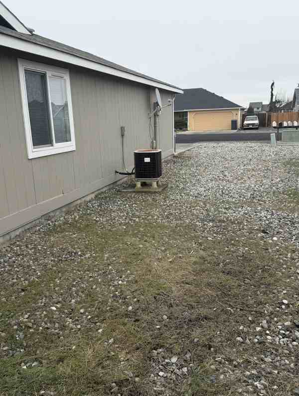 223 Ivy St Se - Photo 4 of 21