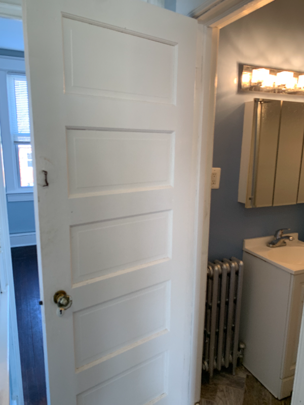 1533 Isherwood St Ne - Photo 6 of 20