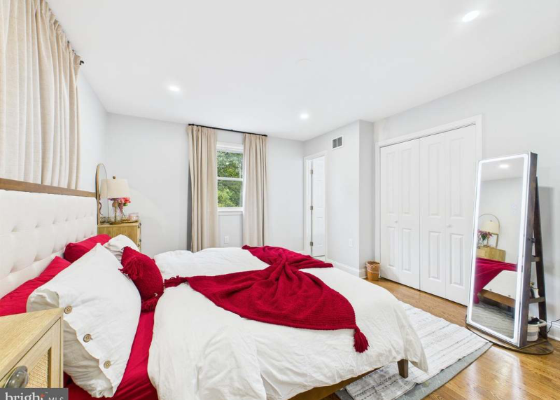 9214 Davidson St - Photo 2 of 10