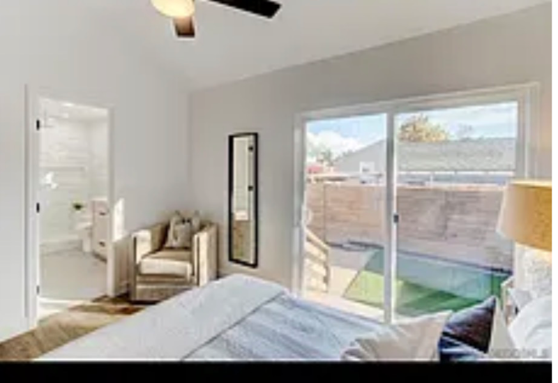 4615 Noyes St - Photo 4 of 9