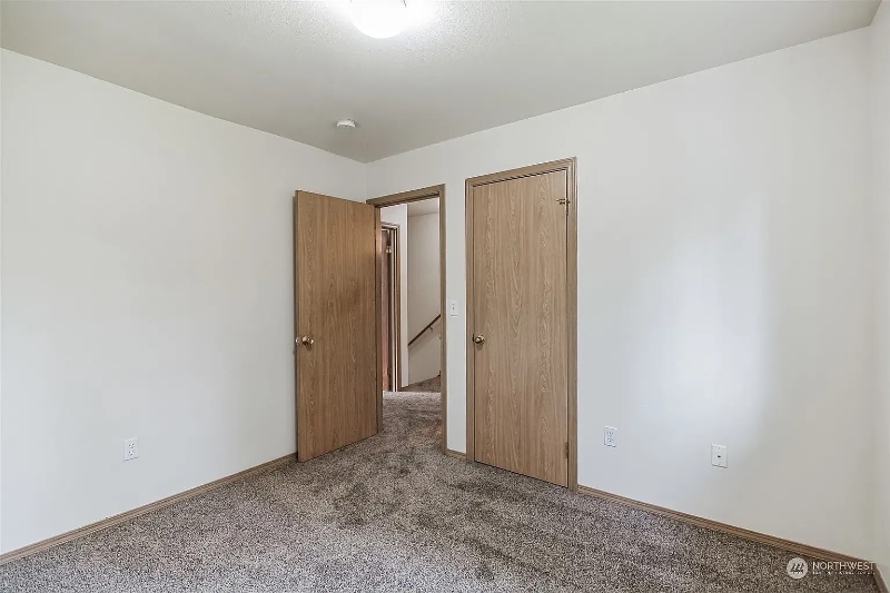 9611 161st St E #K - Photo 3 of 18