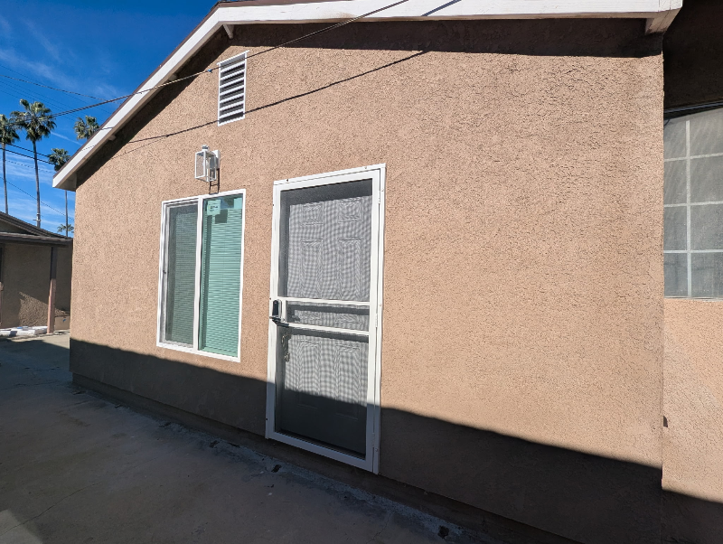 4823 5th Ave - Photo 5 of 7