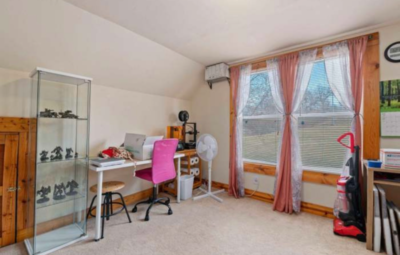 111 21st St - Photo 4 of 15