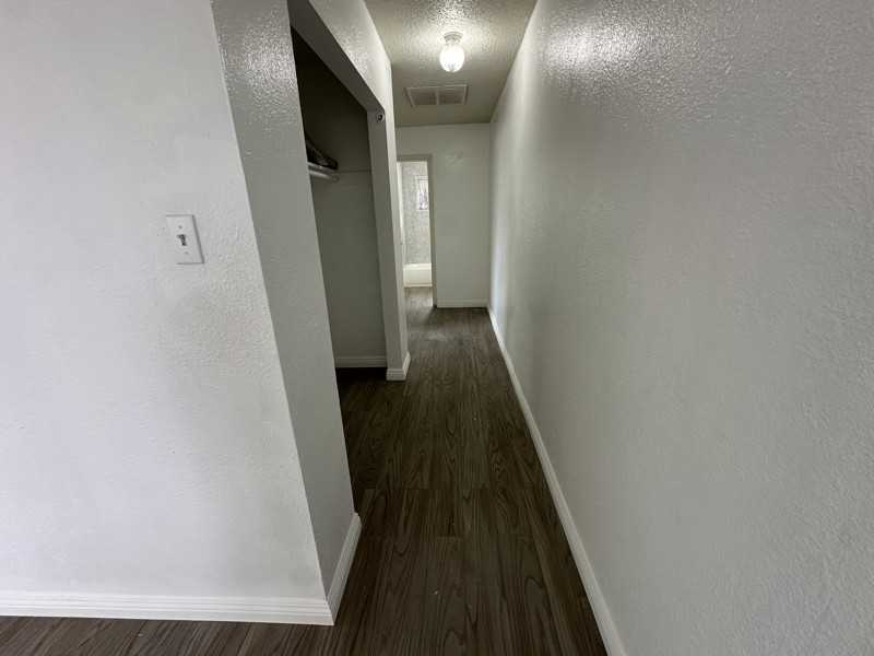 2508 E Mesquite Ave #4 - Photo 5 of 9
